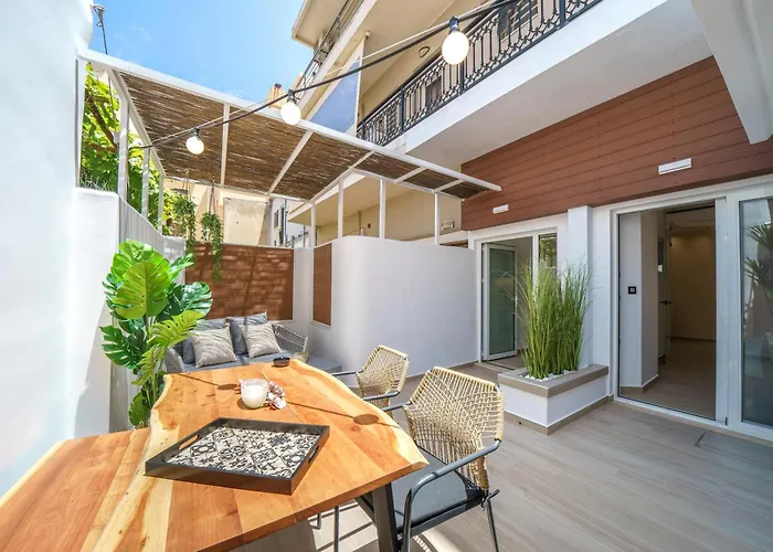 Olympia Luxury ハニア