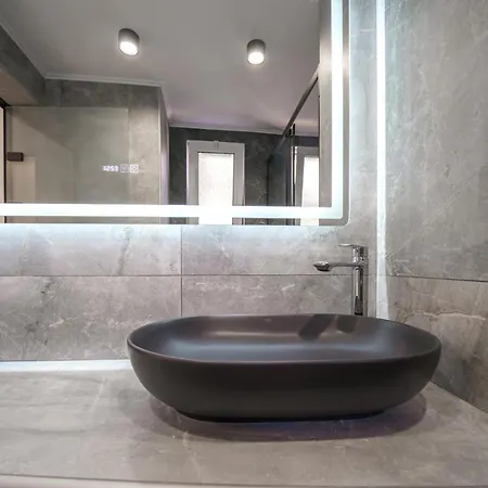 Olympia Luxury شقة